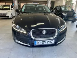 Schwarz Gebraucht 2013 Jaguar XF Limousine | 9.999 € (Fairer Preis)