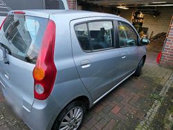 Silber Gebraucht 2007 Daihatsu Charade Kombi | 2.000 €