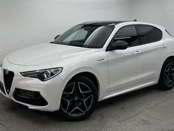 Mineral white (metallic) Gebraucht 2020 Alfa Romeo Stelvio Veloce SUV | 30.900 € (Superpreis)