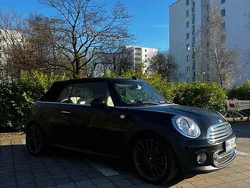 Schwarz Gebraucht 2010 Mini Cooper D Cabriolet Cabrio | 7.999 €