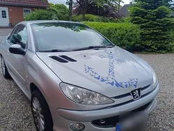 Silber Gebraucht 2005 Peugeot 206 CC Cabrio | 990 € (Fairer Preis)