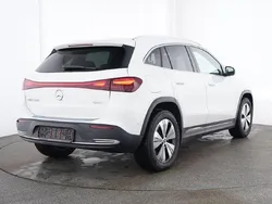 Gebraucht 2024 Mercedes EQA300 SUV | 33.460 €