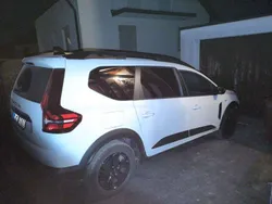 Neu 2025 Dacia Jogger Extreme Van / Kleinbus | 29.000 € (Etwas zu teuer)