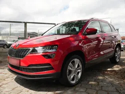 Rot metallic Gebraucht 2018 Skoda Karoq Style SUV | 22.210 € (Fairer Preis)
