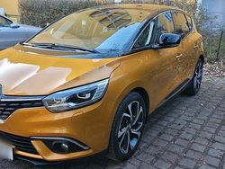 Gold Gebraucht 2017 Renault Scénic IV Bose Edition Van / Kleinbus | 13.900 € (Superpreis)