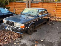 Blau Gebraucht 1989 Volvo 240 Limousine | 11.999 €