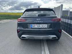 Grau Gebraucht 2020 Kia XCeed SUV | 20.000 €