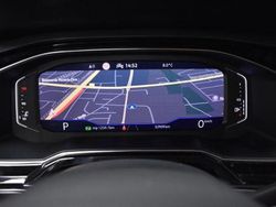 Rot Gebraucht 2023 VW Taigo Style SUV | 22.770 € (Guter Preis)