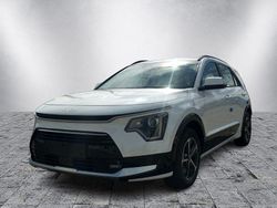 Weiß Neu 2025 Kia Niro Vision SUV | 30.749 € (Fairer Preis)