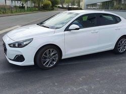 Weiß Gebraucht 2018 Hyundai i30 Trend Coupé | 12.700 € (Guter Preis)