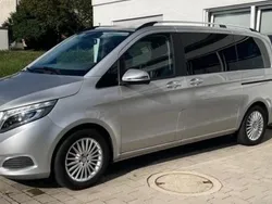 Silber Gebraucht 2016 Mercedes V220 Edition Van / Kleinbus | 39.950 € (Etwas zu teuer)