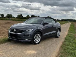Grau Gebraucht 2021 VW T-Roc Cabriolet R-line Cabrio | 20.950 € (Guter Preis)