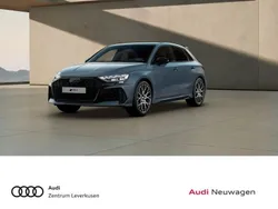 Grau Neu 2025 Audi RS3 Sportback Sport Kleinwagen | 74.980 €