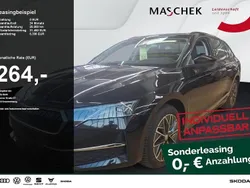 Schwarz magic perleffekt Gebraucht 2024 Skoda Octavia Selection Kombi | 29.940 € (Superpreis)
