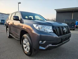 Grau Gebraucht 2022 Toyota Land Cruiser SUV | 46.999 € (Fairer Preis)