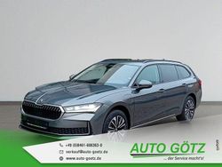 Grau Neu 2025 Skoda Superb Selection Kombi | 44.990 € (Superpreis)