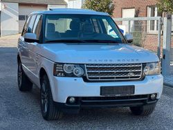 Weiß Gebraucht 2012 Land Rover Range Rover Vogue SUV | 18.700 € (Etwas zu teuer)