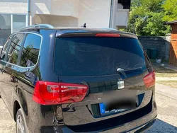 Schwarz Gebraucht 2013 Seat Alhambra Van / Kleinbus | 9.999 € (Fairer Preis)