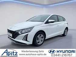 Weiß Neu 2024 Hyundai i20 Select Limousine | 17.990 € (Fairer Preis)