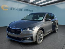 Grau Neu 2025 Skoda Fabia Kleinwagen | 24.749 € (Etwas zu teuer)