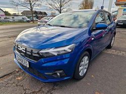 Blau (stahlblau) Gebraucht 2023 Dacia Sandero Expression Kleinwagen | 16.390 € (Fairer Preis)