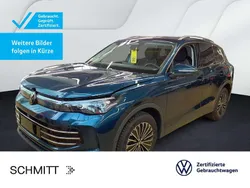 Nightshade blue metallic Gebraucht 2024 VW Tiguan Elegance SUV | 36.849 € (Fairer Preis)