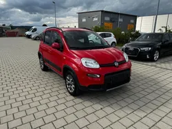 Rot Gebraucht 2017 Fiat Panda 4x4 Wild Kleinwagen | 7.199 € (Superpreis)