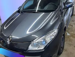 Grau Gebraucht 2010 Renault Mégane GrandTour Kombi | 3.500 €