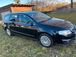 Schwarz Gebraucht 2009 VW Passat Kombi | 1.550 € (Guter Preis)