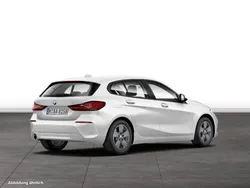Weiß Gebraucht 2024 BMW 118 Kleinwagen | 25.830 € (Fairer Preis)