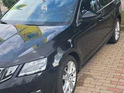 Schwarz Gebraucht 2019 Skoda Octavia LAURIN & KLEMENT Kombi | 14.000 € (Fairer Preis)