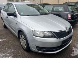 Silber Gebraucht 2014 Skoda Rapid Active Limousine | 7.490 € (Guter Preis)