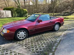 Rot Gebraucht 1992 Mercedes SL300 Cabrio | 21.900 €