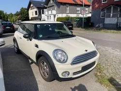 Weiß Gebraucht 2009 Mini ONE Kleinwagen | 2.990 € (Guter Preis)