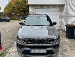 Grau Gebraucht 2021 Jeep Compass Limited SUV | 25.999 € (Teuer)