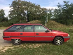 Rot Gebraucht 1991 Citroën BX Kleinwagen | 2.500 €
