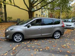 Beige Gebraucht 2009 Renault Grand Scénic III Dynamique Van / Kleinbus | 4.650 € (Superpreis)