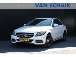 Weiß Gebraucht 2015 Mercedes C180 Ambition Limousine | 18.218 € (Fairer Preis)