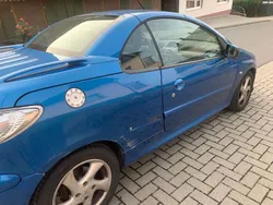 Blau Gebraucht 2003 Peugeot 206 CC Platinum Cabrio | 999 € (Superpreis)