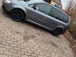 Grau Gebraucht 2005 VW Touran Van / Kleinbus | 1.400 € (Guter Preis)