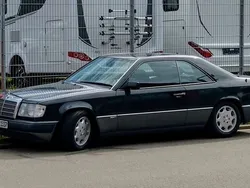 Mercedes 230