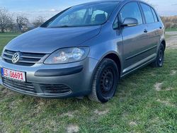 Grau Gebraucht 2005 VW Golf IV Kleinwagen | 2.900 € (Teuer)