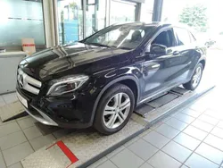 Unilack nachtschwarz Gebraucht 2017 Mercedes GLA220 SUV | 21.310 € (Fairer Preis)