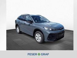 Delfingrau metallic Gebraucht 2025 VW Tiguan R-line SUV | 45.390 € (Fairer Preis)