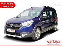 Blau Gebraucht 2018 Dacia Dokker Stepway Van | 18.950 €