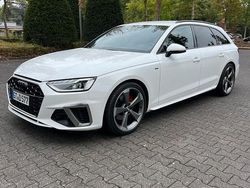 Weiß Gebraucht 2022 Audi A4 S-Line Kombi | 27.800 € (Fairer Preis)
