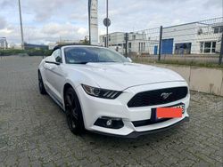 Weiß Gebraucht 2016 Ford Mustang Cabrio | 22.800 € (Guter Preis)