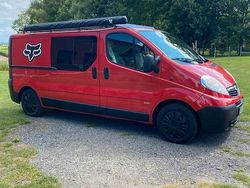 Rot Gebraucht 2007 Opel Vivaro Van | 11.499 €