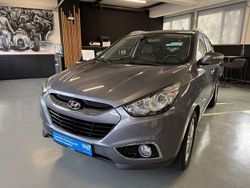 Grau Gebraucht 2012 Hyundai ix35 Premium SUV | 11.000 € (Fairer Preis)