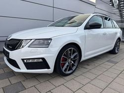 Weiß Gebraucht 2019 Skoda Octavia RS Kombi | 16.290 € (Guter Preis)